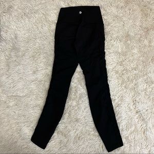 Lululemon Mesh Side 7/8 leggings